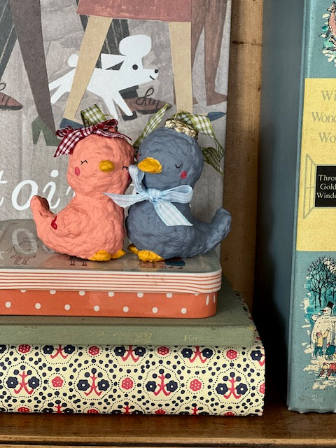 paper mache valentine's love birds set (ornaments)