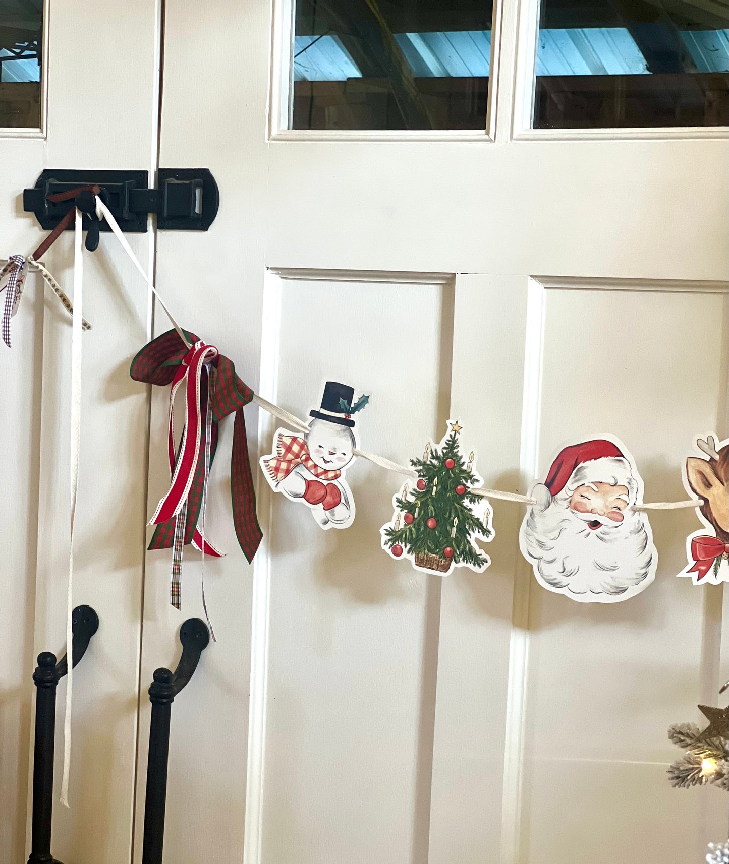 Christmas paper garland